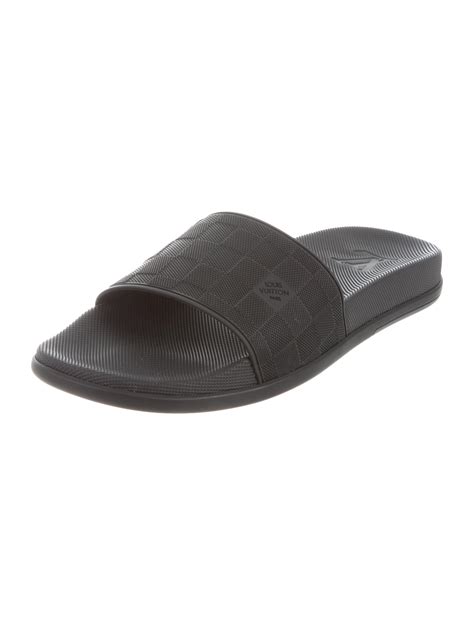 Waterfront Mule Sandals in Black 